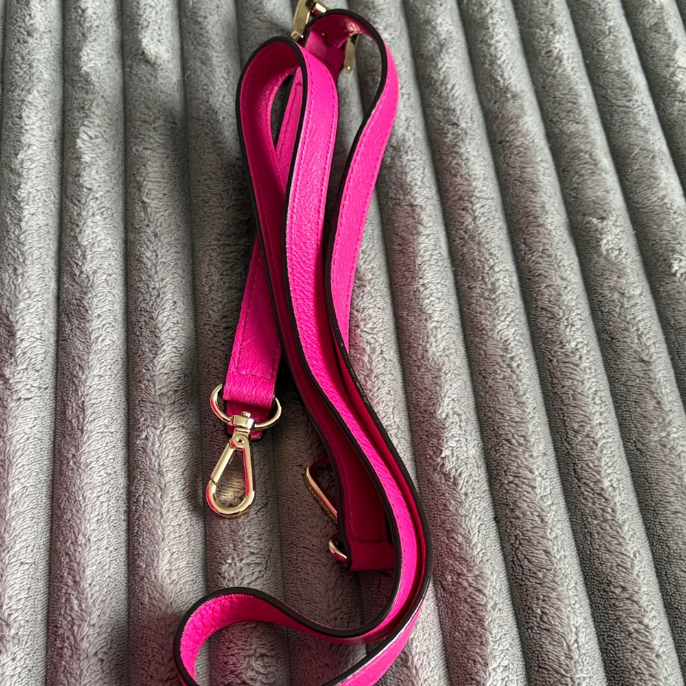 Michael Kors Fuchsia Tote and Wallet Set - Picture 14 of 14